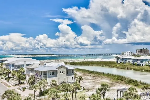 504A B  $895,000